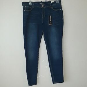 Jordache mid-rise skinny jeans